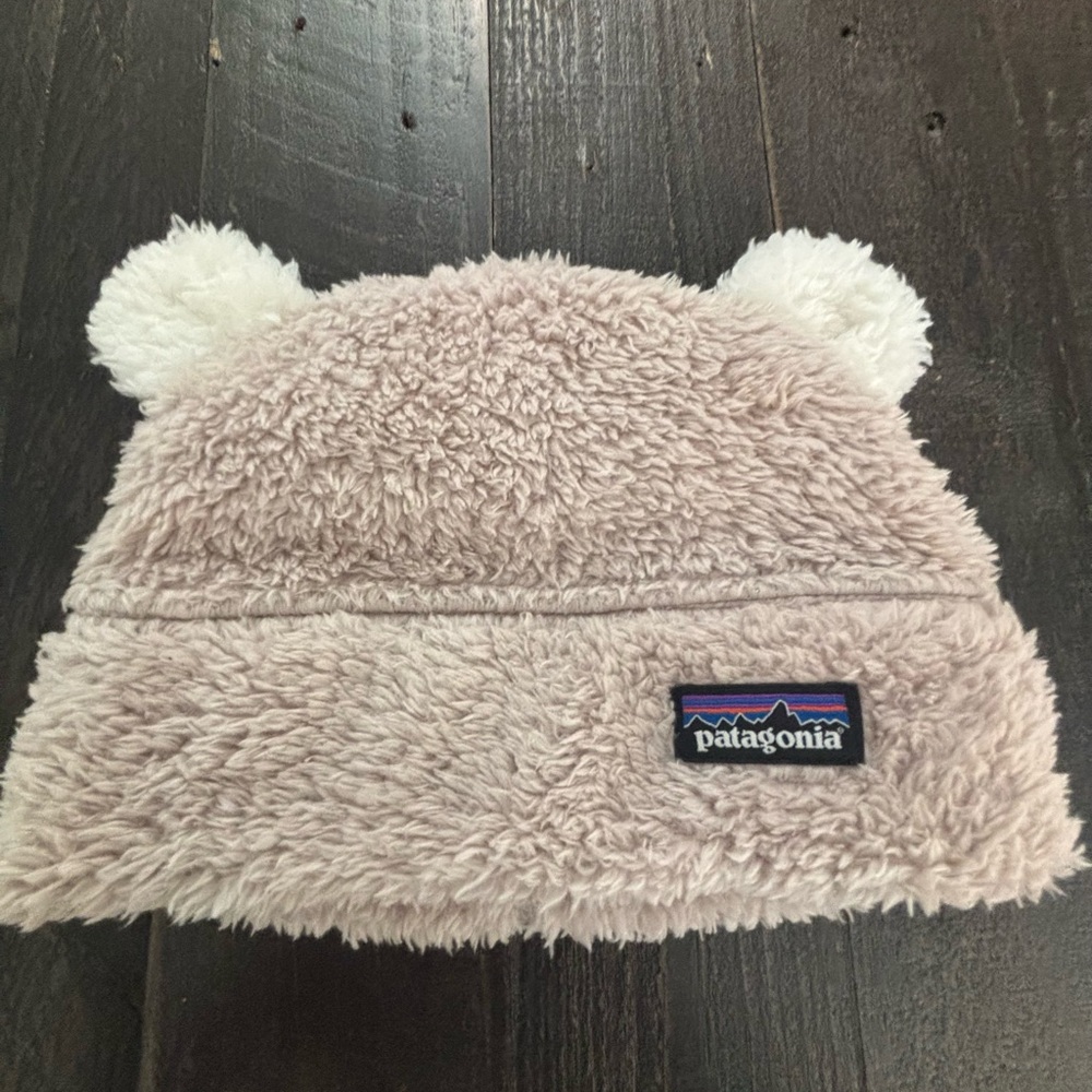 Patagonia Baby Furry Friends Fleece Hat Bear Ears 3-6M Cozy Warm EUC